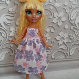 Робота Одяг для ляльок RAINBOW. Сукня.