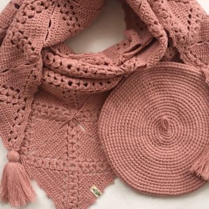 Работа Берет и бактус для девочек