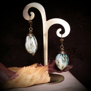 Робота Сережки бірюзово-зелені бруньки