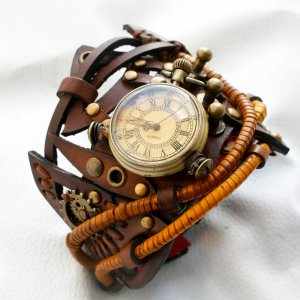 Работа кожаный браслет стимпанк готический стиль  с часами