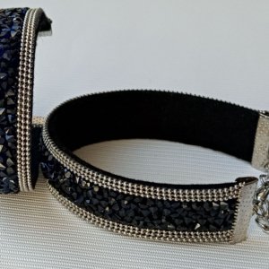 Работа Синий браслет со стразами