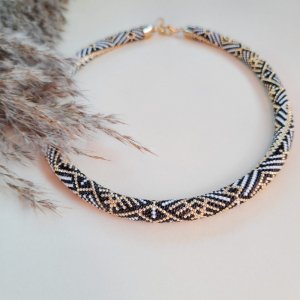 Работа Жгут 'Crystal' из японского бисера Toho