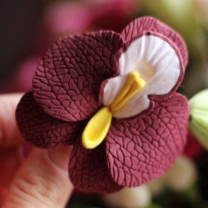 Работа Заколка для волос ручной работы  "Бордовая орхидея"