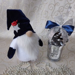 Робота Гном скандинавський у синьому