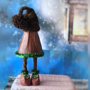 Работа Елка топотная Коричневая шапочка