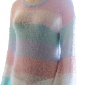 Работа Свитер из разноцветного кидмохера. Пушистый свитер.