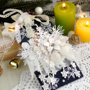 Робота Листівка-тег до новорічних свят