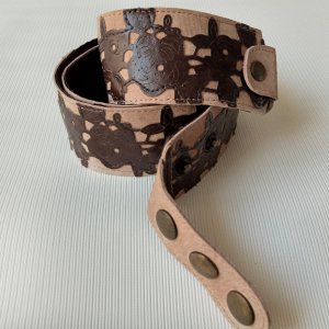 Работа Ремень кожаный бежево-коричневый женский