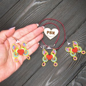 Робота В'язані серця з крилами, сережки і підвіска Набір прикрас