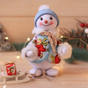 Работа Снеговик в голубом