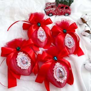 Робота Ялинкові прикраси серця червоні