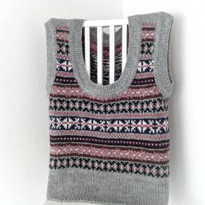 Робота Безрукавка жіноча у ретро стилі