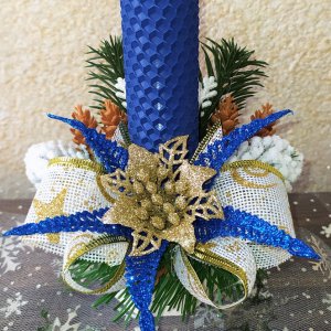 Работа НОВОГОДНЯЯ КОМПОЗИЦИЯ СО СВЕЧЬЮ ИЗ ВОЩИНЫ (05)