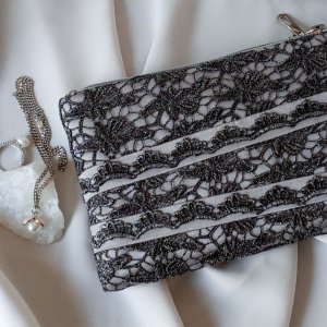 Робота Клатч сріблястий  гіпюровий