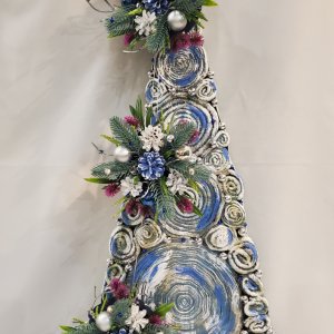 Робота Настінна двостороння ялинка з прикрасами