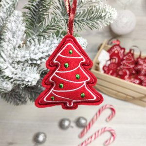 Работа Ёлочка мягкая подвеска из фетра 