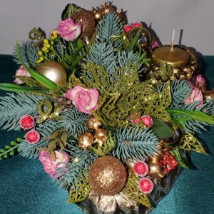 Работа Икэбана на стол со свечкой