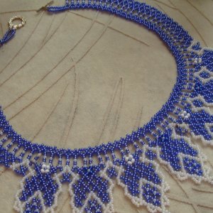 Работа Ажурное колье из бисера в зимних оттенках