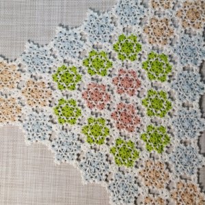 Работа Салфетка "Новогодние снежинки"