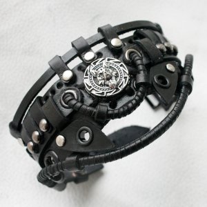 Работа кожаный браслет волк  3