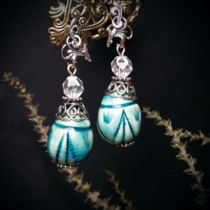 Работа Серьги с керамическим цветком и горным хрусталем