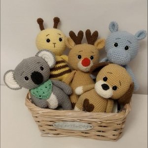 Работа Игрушки животного: коала, собачка, олень, пчелка, бегемот
