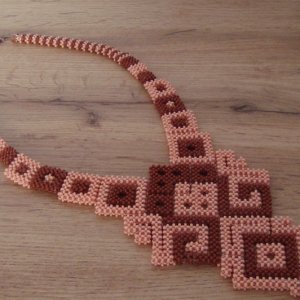 Работа колье "Геометрия"