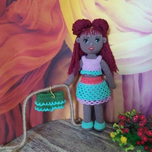 Работа Вязаная кукла