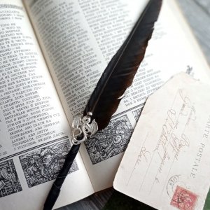 Работа ручка "Серебристый дракон"