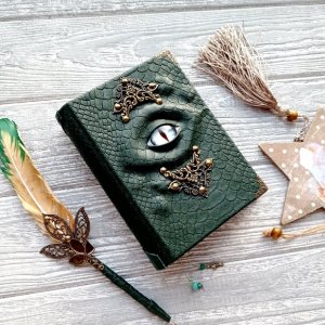 Робота Шкіряний блокнот-гримуар