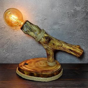 Работа Светильник настольный из дерева