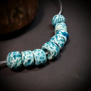 Работа Мини ожерелье Лагуна из керамики ручной лепки