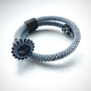 Работа Браслет-жгут Круг