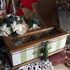 Робота Велика скринька для прикрас