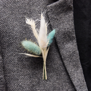 Робота Весілля рустик, бутоньєрки із сухоцвітів, бутоньєрки