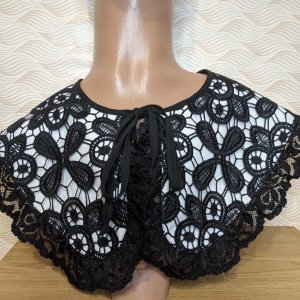 Работа Стильный черный воротник