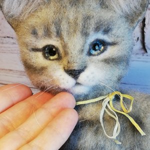 Работа Котенок валяный
