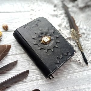 Робота Шкіряний блокнот у подарунок чоловікові, хлопцеві, коханому
