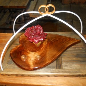Робота Підставка для кілець зі справжньою трояндою 