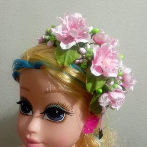 Робота Обідок із квітами яблучне цвітіння