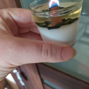 Работа Свеча с камешками