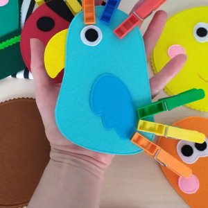 Работа Игрушки с прищепками