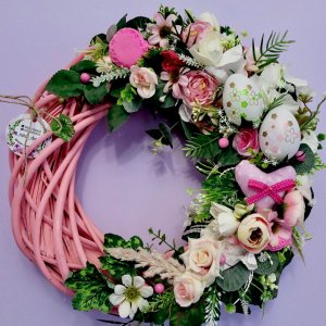 Работа Розовый пасхальный венчик