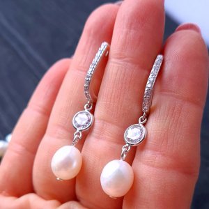 Работа Серебряные серьги с натуральным жемчугом № 400