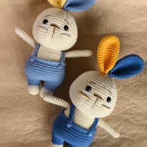 Робота Зайчик - патріот