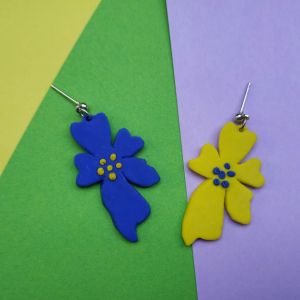 Робота Сережки квіти нації