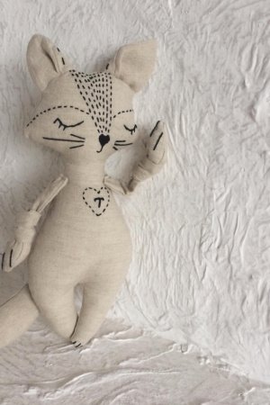 Робота Кіт з ініціалами. Буква Т. Еко іграшка.