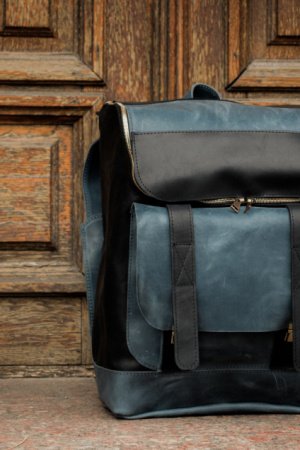 Робота Шкіряний чоловічий рюкзак. Рюкзак для подорожей