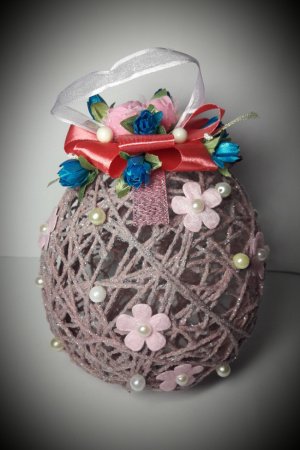 Робота Куля з ниток ручної роботи