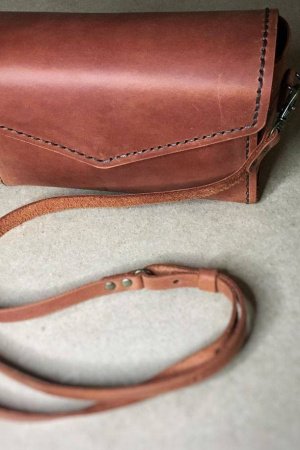 Робота Шкіряна сумочка для окулярів